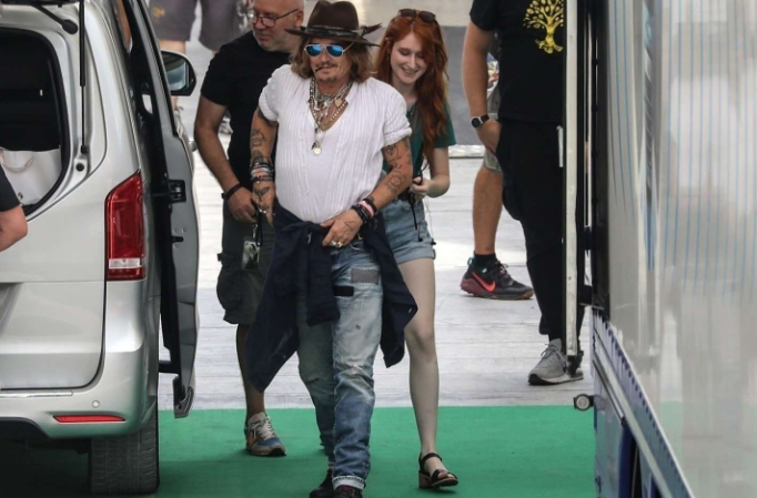 Johnny Depp's Italian Night Out: What He Did in Lajatico