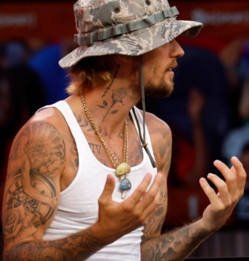 Justin Bieber's Bold New Look: Fans React