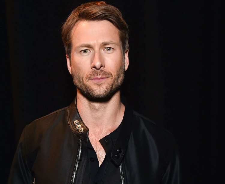 Glen Powell's Casual Day Out in NYC: Fans Can't Get Enough